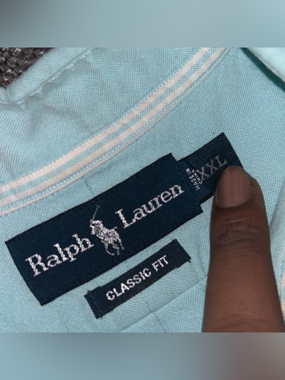 90s Polo Ralph Lauren Men's Light Blue Short Sleeve Button-Up Shirt - Picture 4 of 5